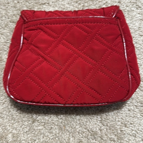 Vera Bradley Chain Strap Red Mini Quilted Crossbody NWT - Picture 3 of 6